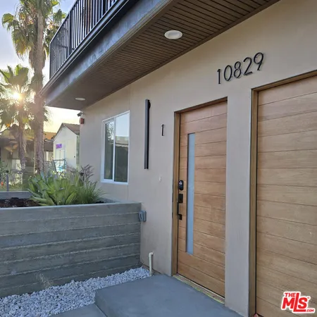 $5,500 | 10829 Peach Grove Street, Unit 1, North Hollywood, CA 91601