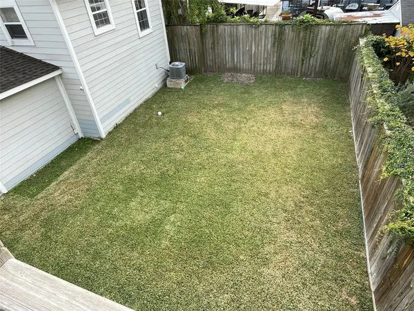 $2,350 | 4334 Jefferson Street, Houston, TX 77023