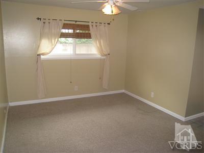 2958 Racine Street Simi Valley, CA 93065 - Photo 9 of 10 an empty room with window