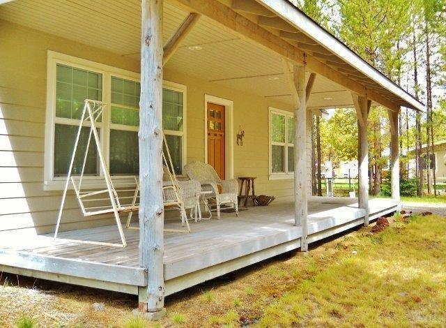 56139 Marsh Hawk Road Bend, OR 97707 - Photo 4 of 25 Front covered deck