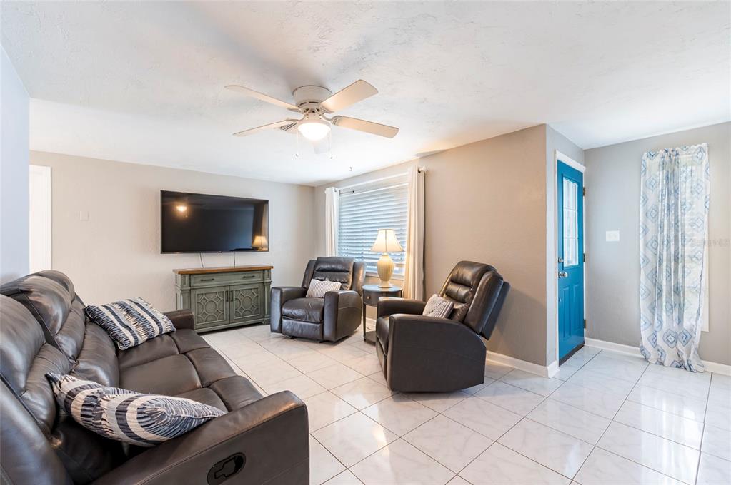 4545 Annette Street New Port Richey, FL 34652 - Photo 6 of 36 Gallery Image 6