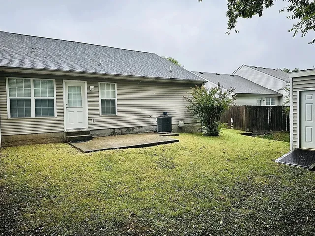 $289,900 | 2141 Stoney Meadow Drive, Murfreesboro, TN 37128