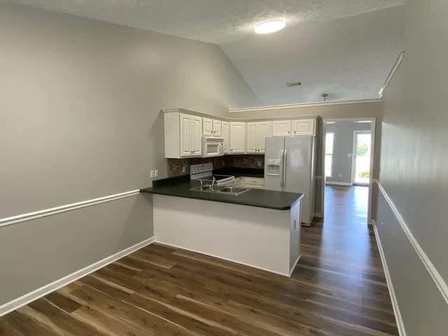 $289,900 | 2141 Stoney Meadow Drive, Murfreesboro, TN 37128