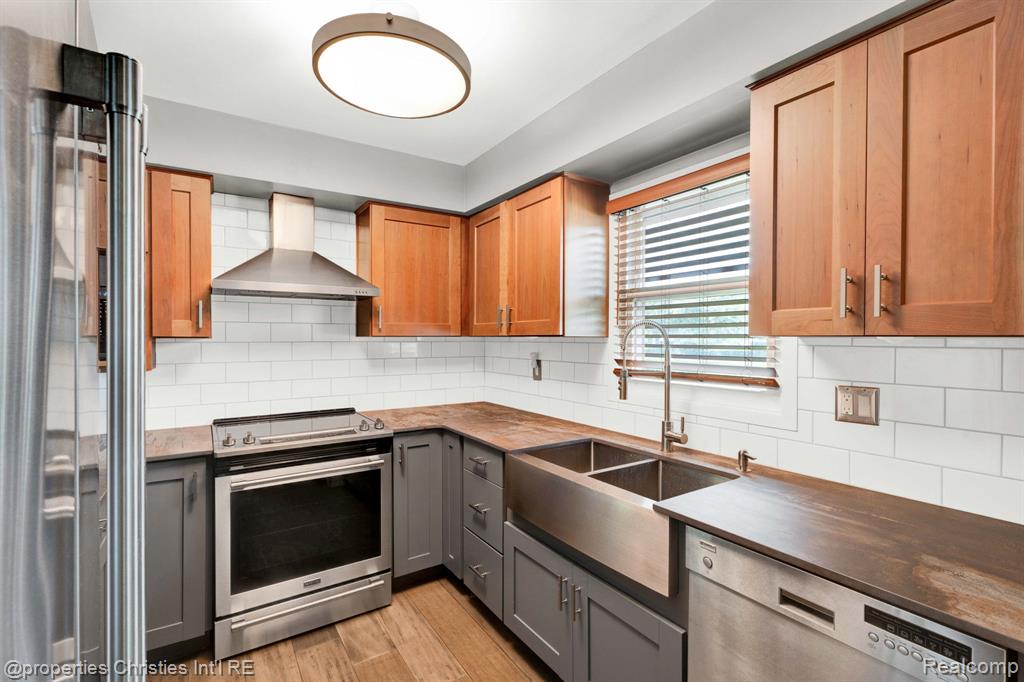 5085 Crooks Road, Unit 59 Royal Oak, MI 48073 - Photo 14 of 38 Gallery Image 14