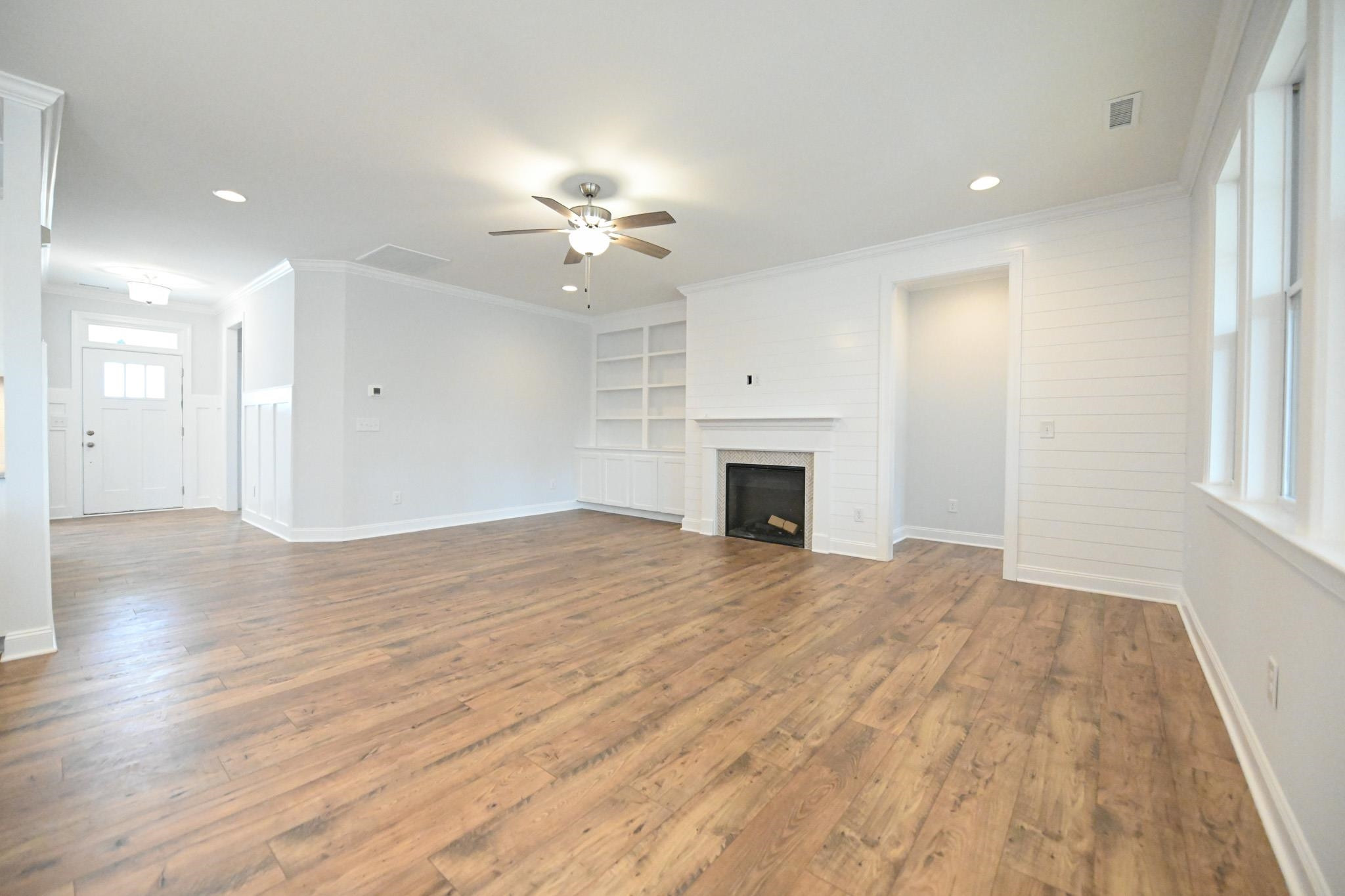 289 Freewill Place Raleigh, NC 27603 - Photo 10 of 39 Photo 9