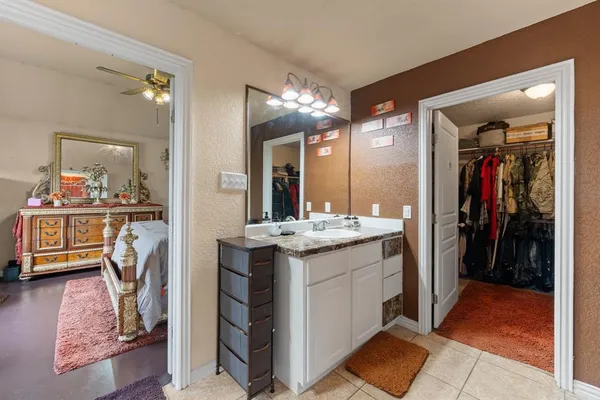 $585,000 | 439 Stone Mountain Court, Cresson, TX 76035