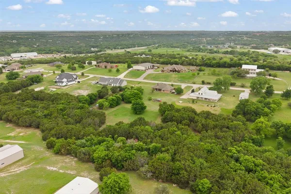 $585,000 | 439 Stone Mountain Court, Cresson, TX 76035