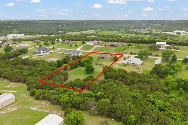 $585,000 | 439 Stone Mountain Court, Cresson, TX 76035