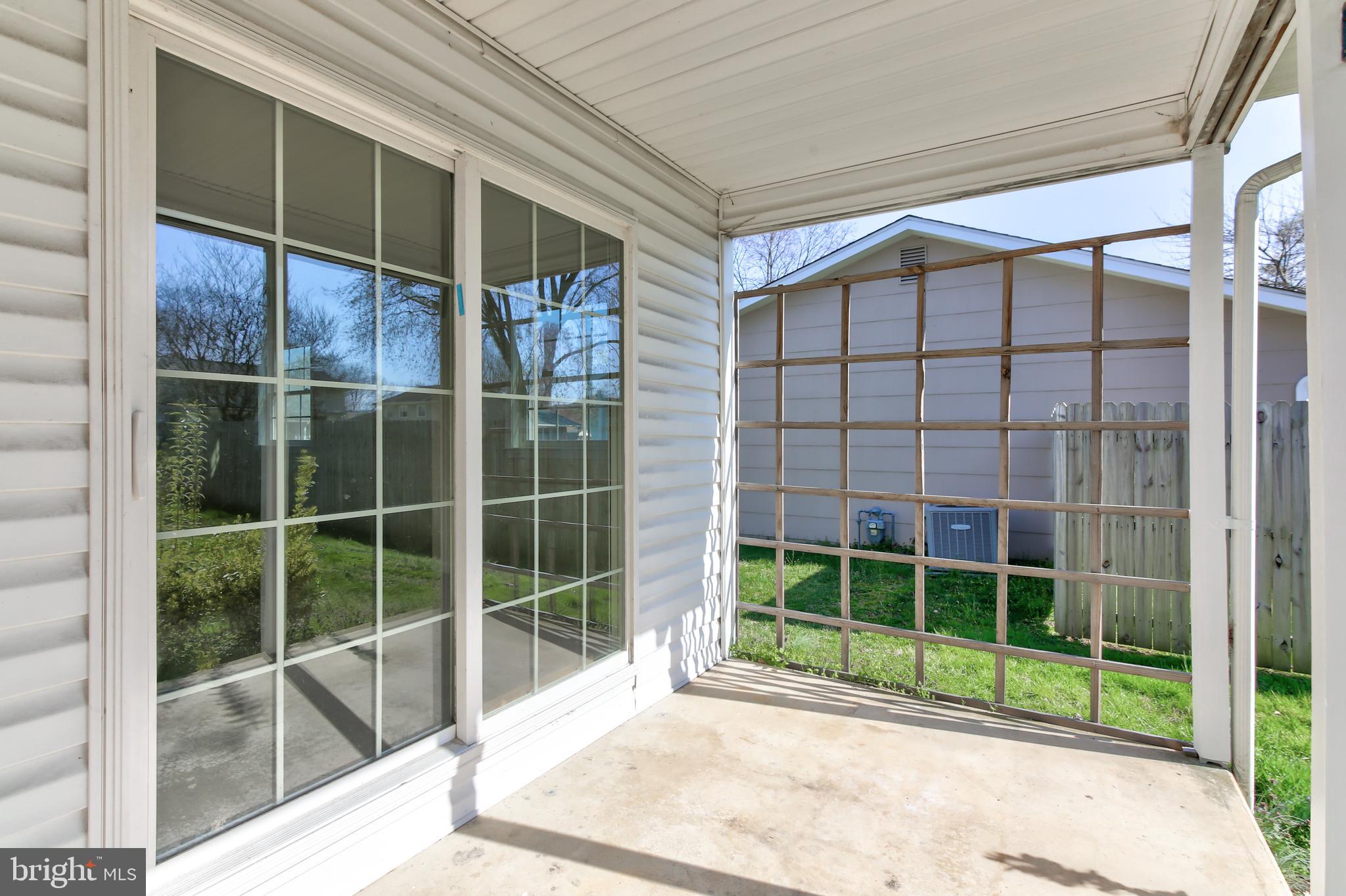 1003 Richfield Road Newark, DE 19713 - Photo 4 of 30 Sliding glass door to patio