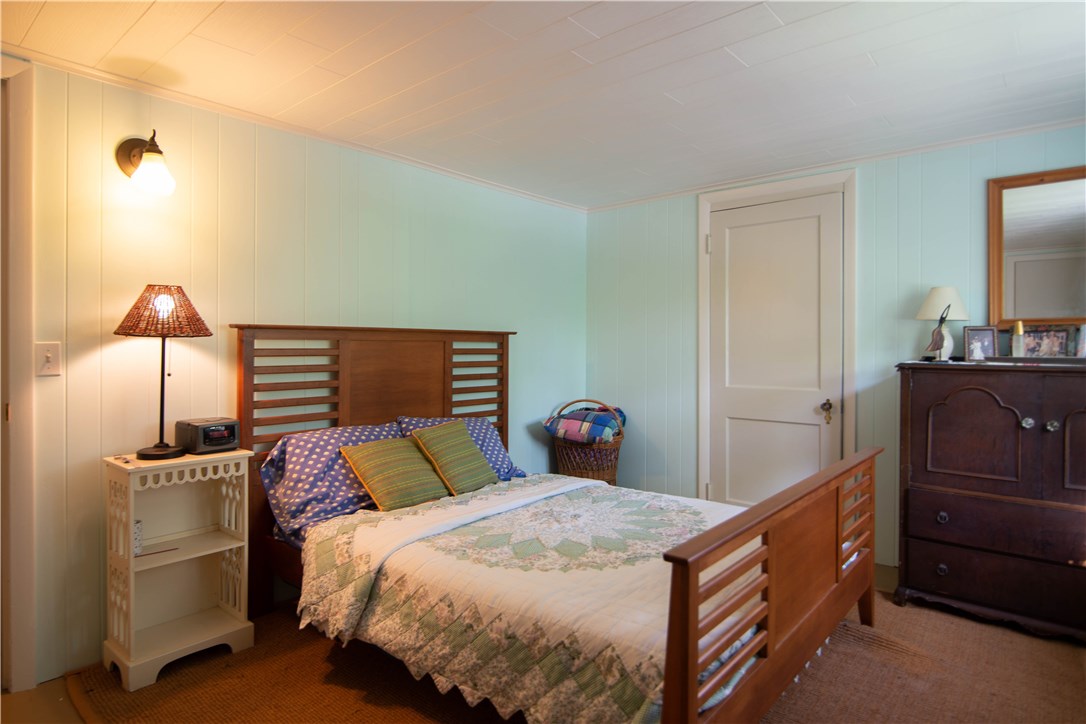 327 New Meadow Road Barrington, RI 02806 - Photo 20 of 26 Gallery Image 20