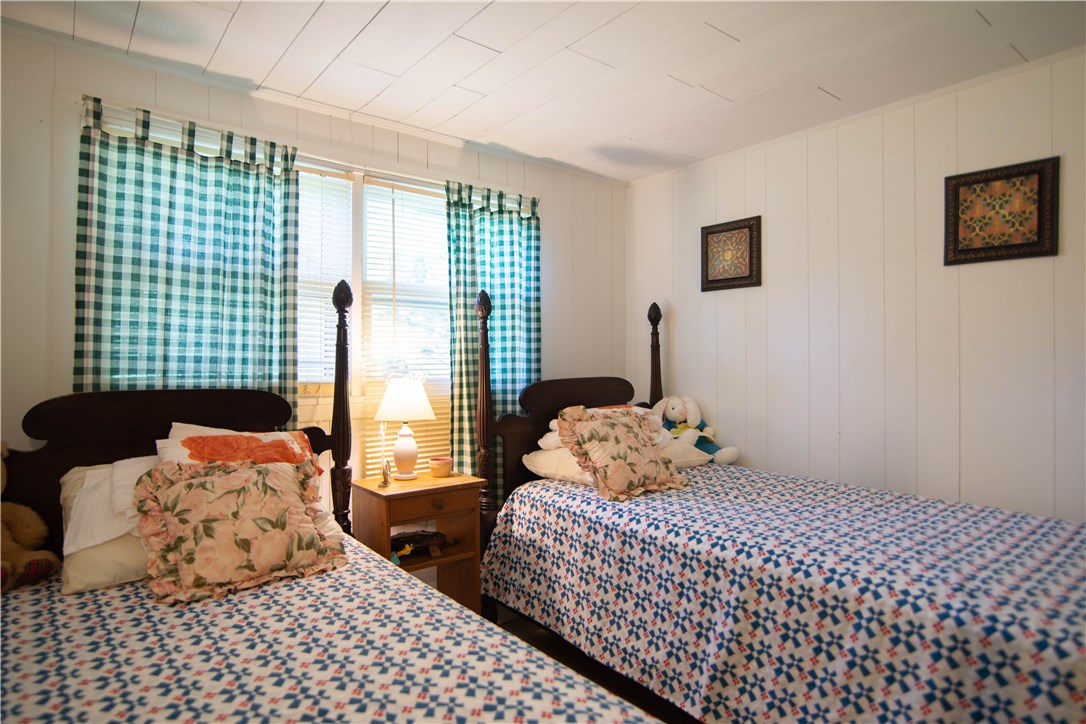 327 New Meadow Road Barrington, RI 02806 - Photo 21 of 26 Gallery Image 21