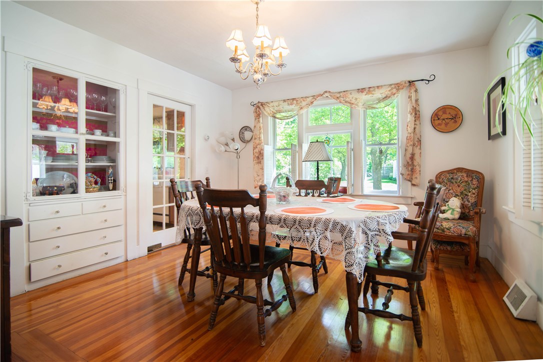 327 New Meadow Road Barrington, RI 02806 - Photo 5 of 26 Gallery Image 5