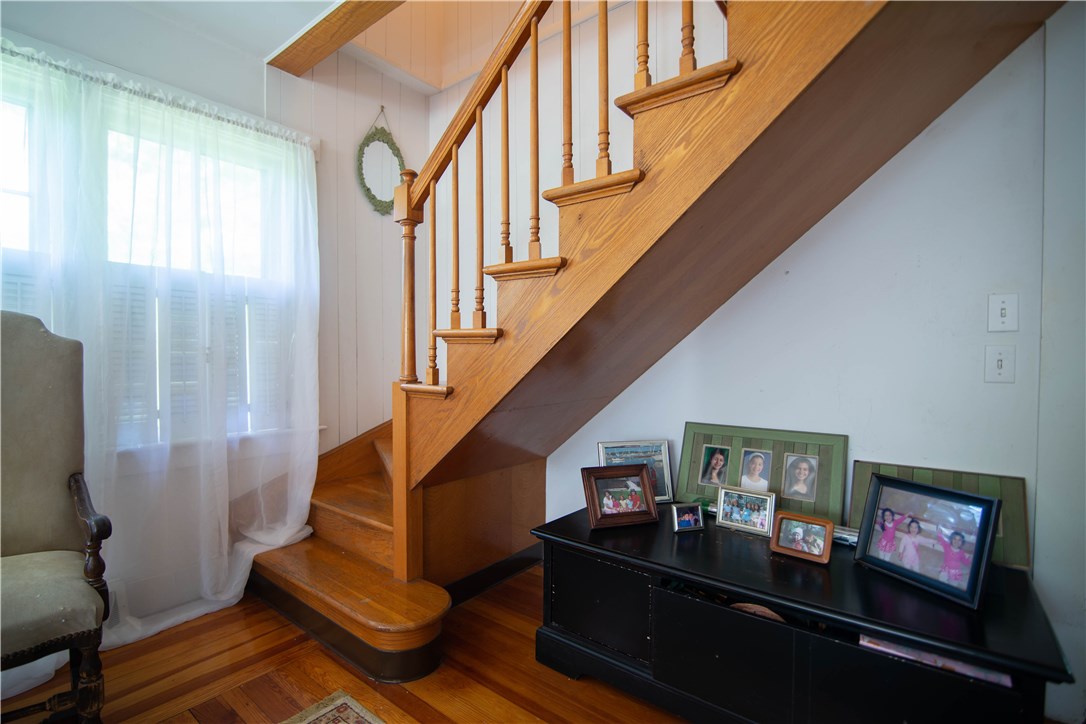 327 New Meadow Road Barrington, RI 02806 - Photo 8 of 26 Gallery Image 8