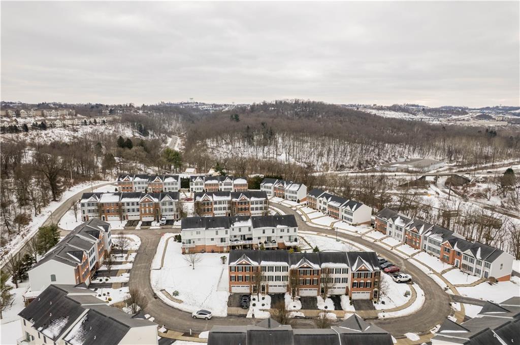 271 Overlook Court Coraopolis, PA 15108 - Photo 41 of 46 an aerial view of multiple house