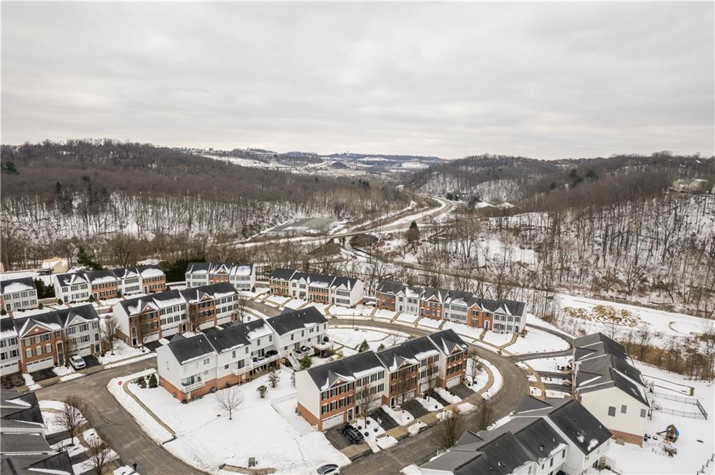 271 Overlook Court Coraopolis, PA 15108 - Photo 42 of 46