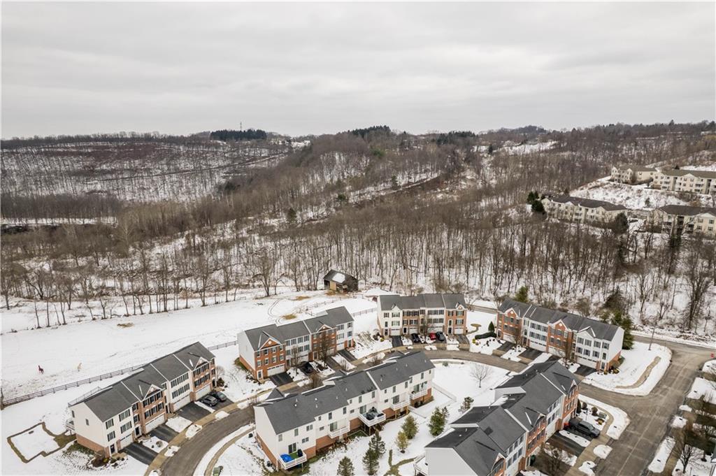 271 Overlook Court Coraopolis, PA 15108 - Photo 44 of 46 an aerial view of multiple house