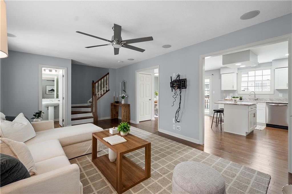 271 Overlook Court Coraopolis, PA 15108 - Photo 6 of 46 a living room with furniture and kitchen view