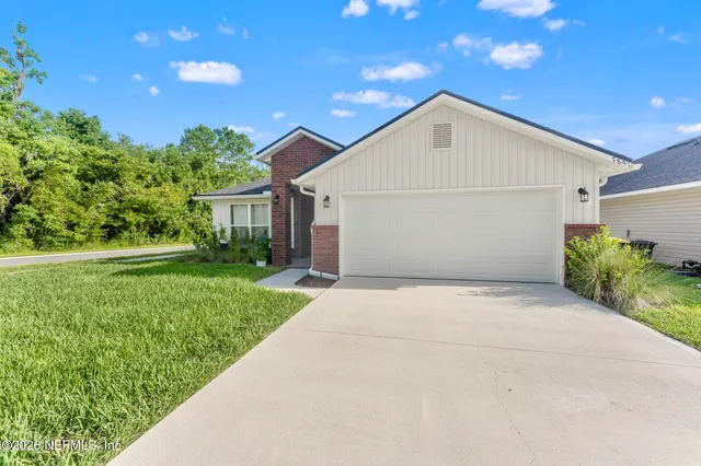 $299,990 | 7891 Oklahoma Street, Jacksonville, FL 32220