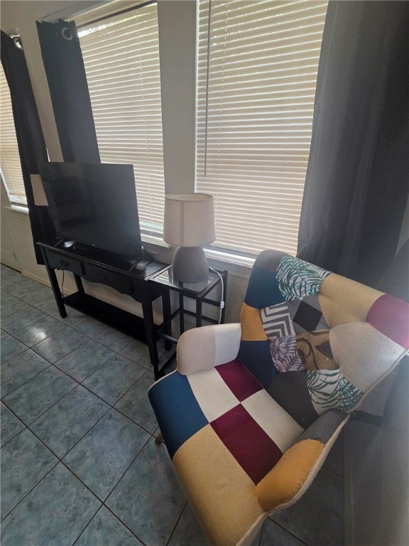 302 Broadway Street Fulton, TX 78382 - Photo 28 of 38 a living room with furniture and next to a window