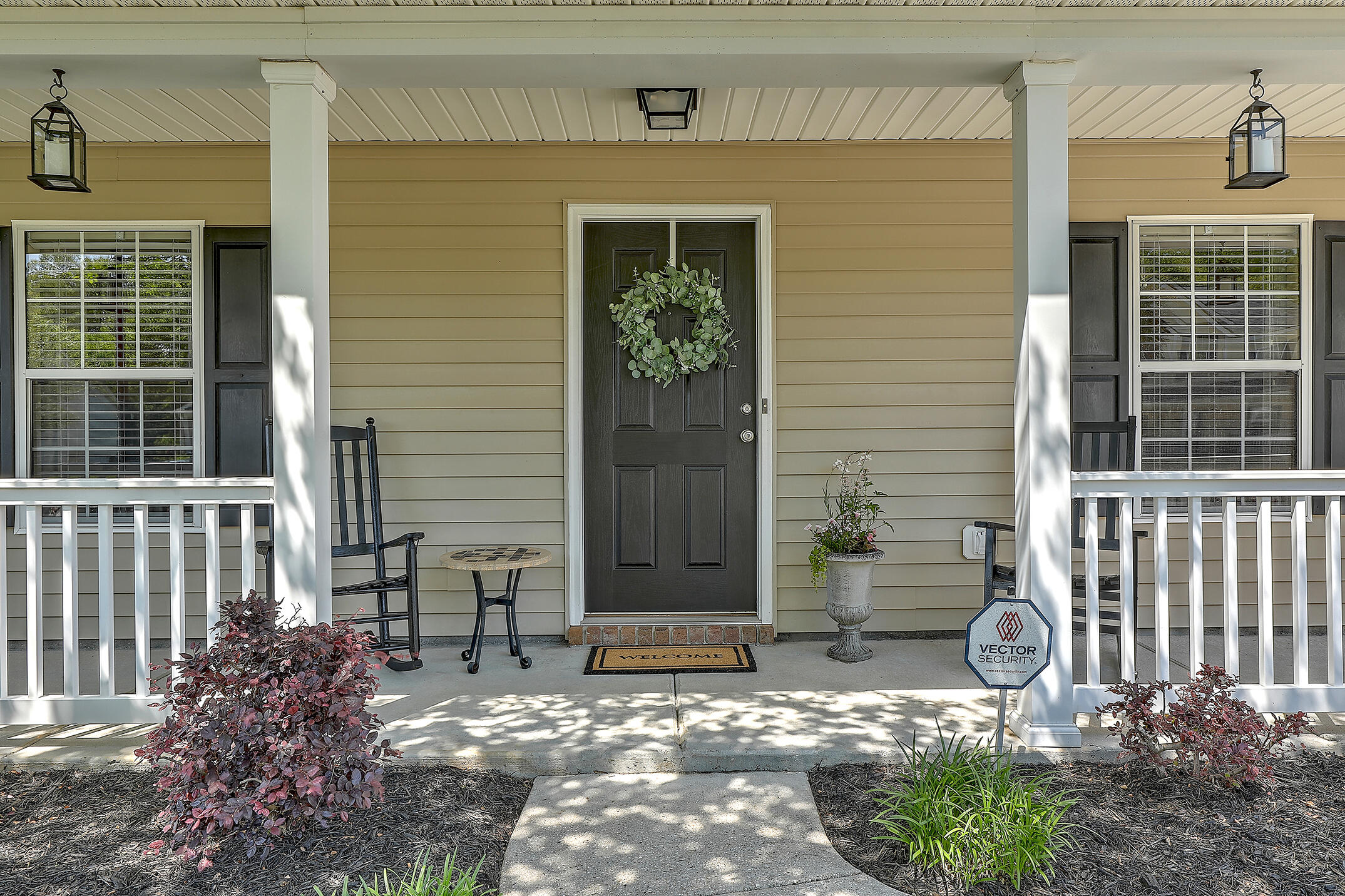 332 Eagle Ridge Road Summerville, SC 29485 - Photo 4 of 38 0W7A8306_07_08_09_10_11_12