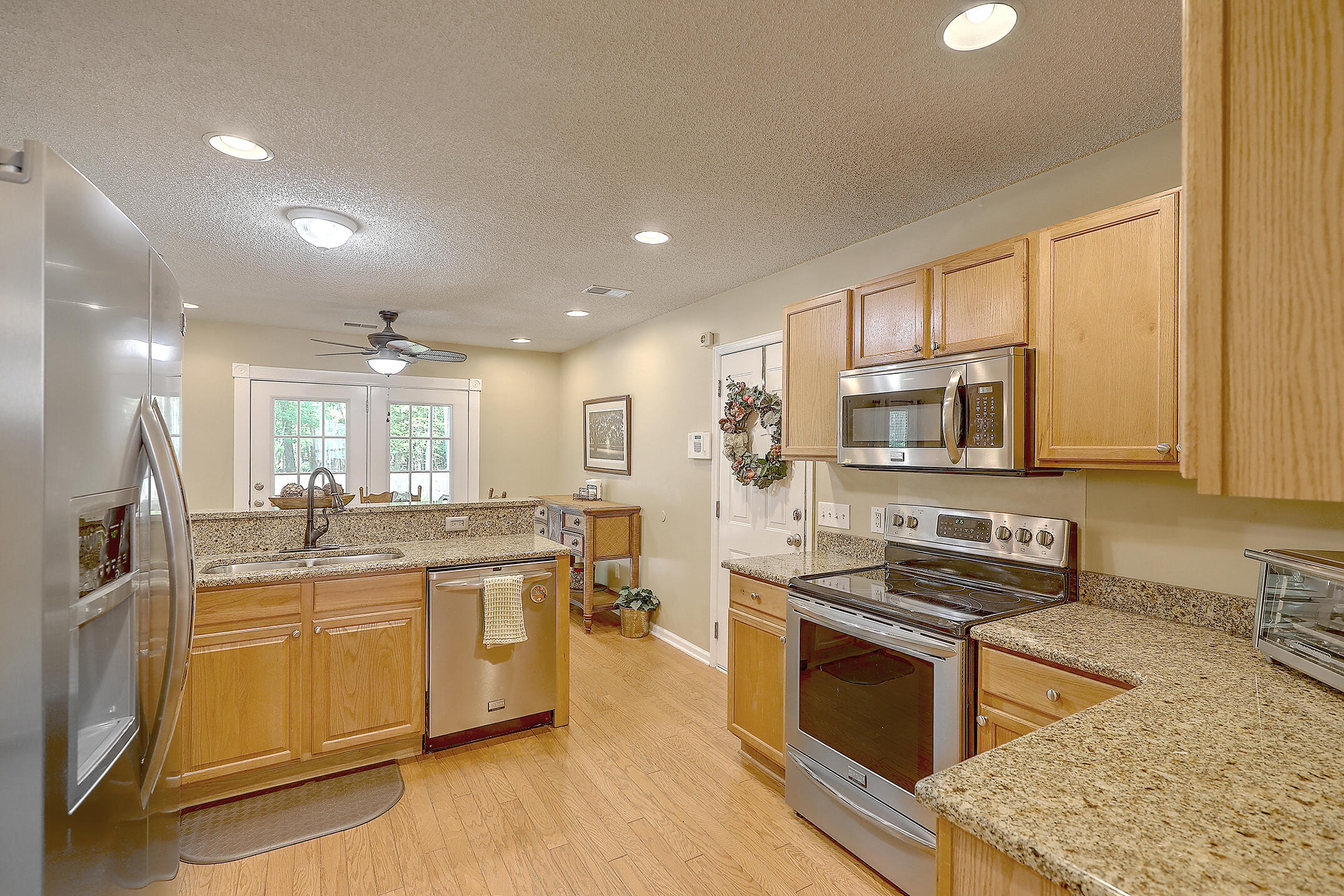 332 Eagle Ridge Road Summerville, SC 29485 - Photo 10 of 38 0W7A8355_56_57_58_59_60_61