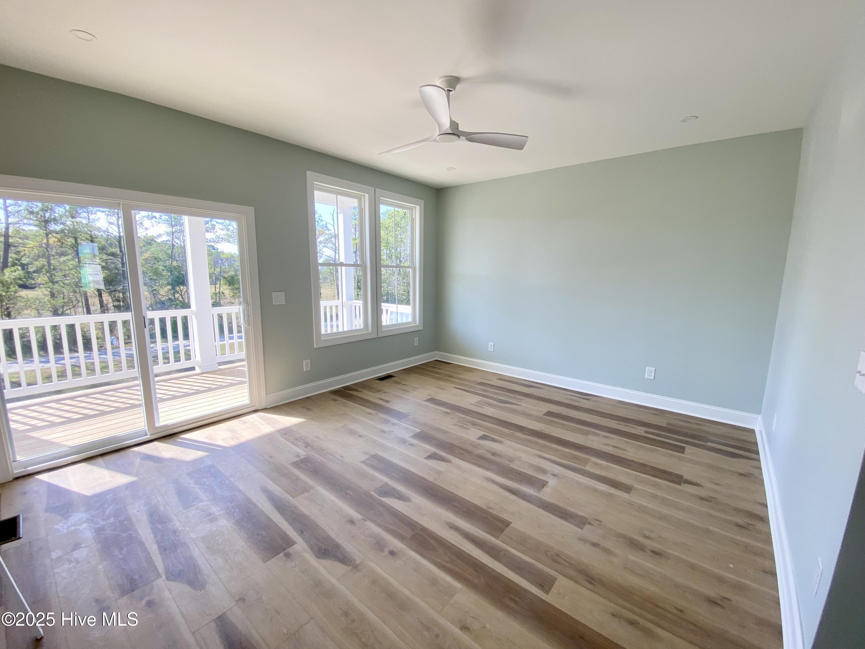 111 Jade Street Beaufort, NC 28516 - Photo 28 of 72 Spacious and bright