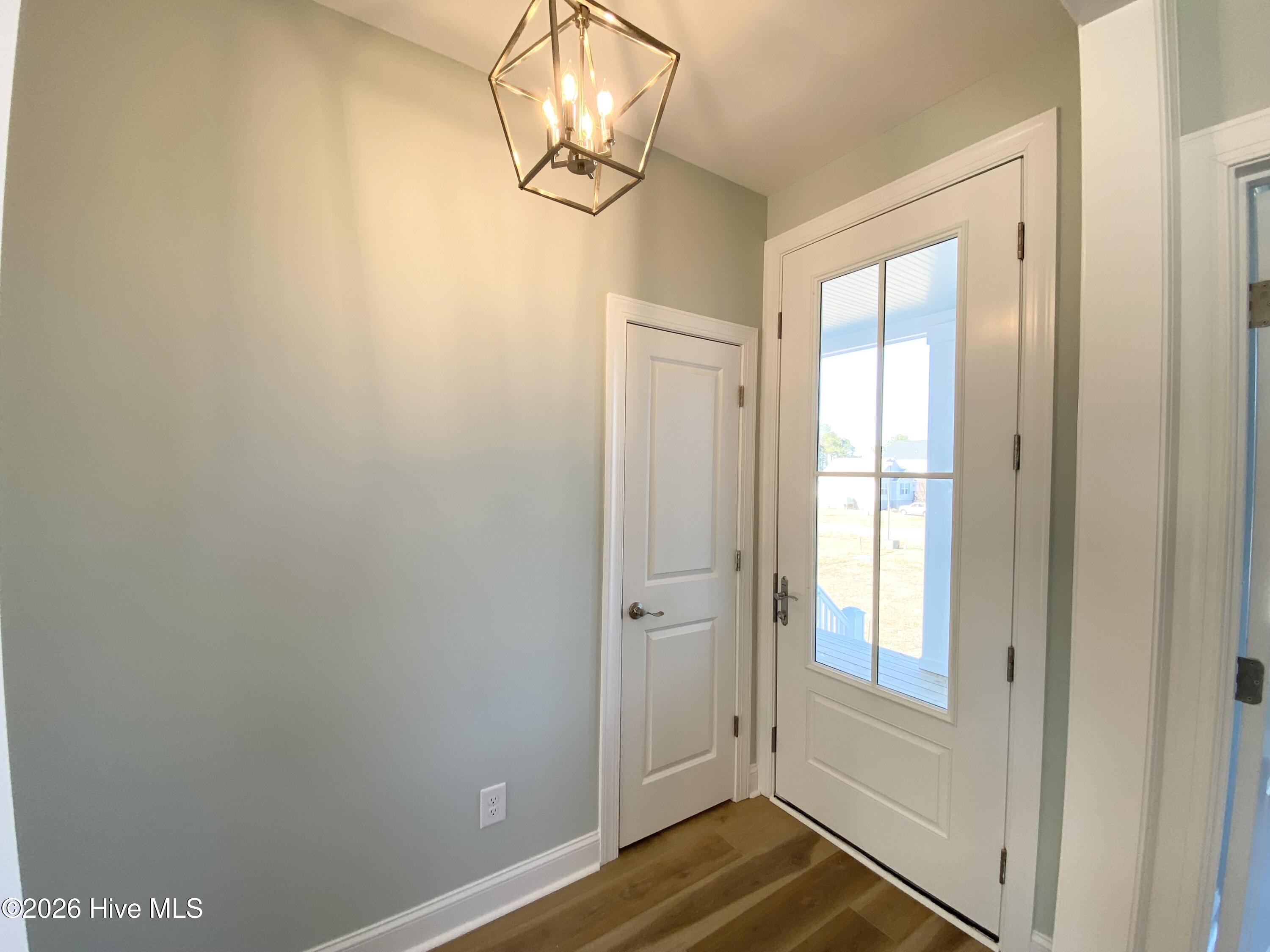 111 Jade Street Beaufort, NC 28516 - Photo 6 of 72 Front foyer with coat closet