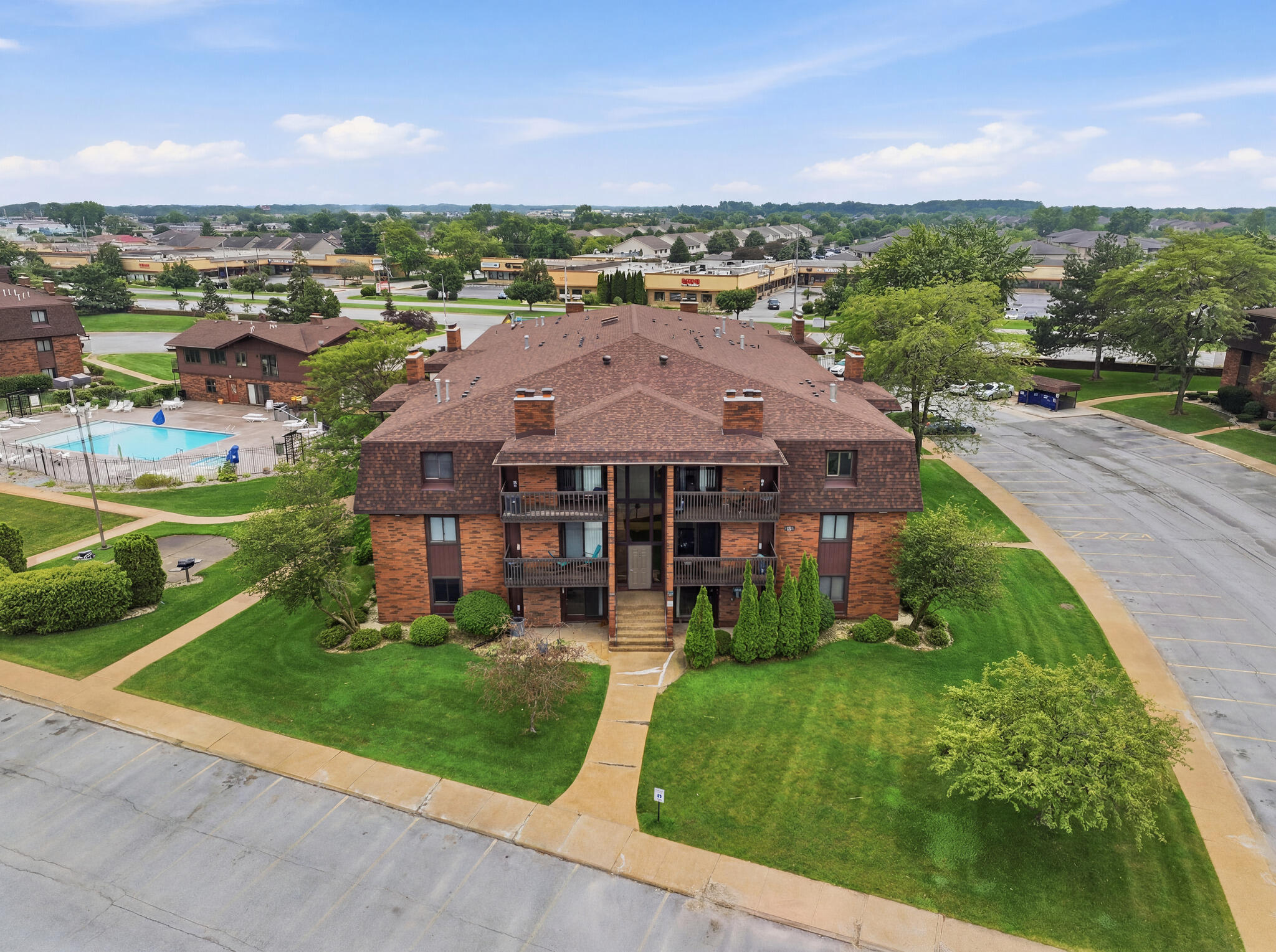2023 West 45th Street, Unit 104 Highland, IN 46322 - Photo 1 of 22 2048x1529