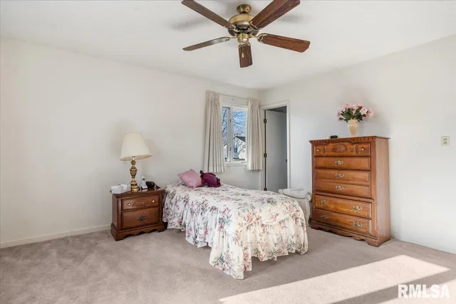 $199,900 | 114 Lippold Street, Farmersville, IL 62533