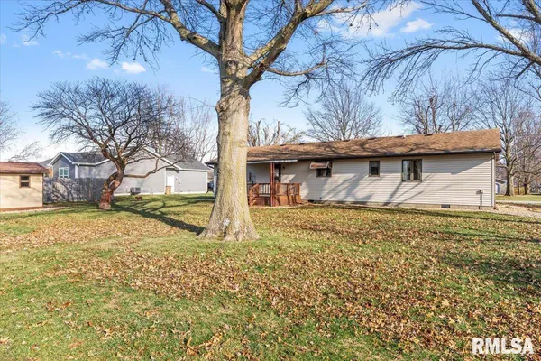 $199,900 | 114 Lippold Street, Farmersville, IL 62533