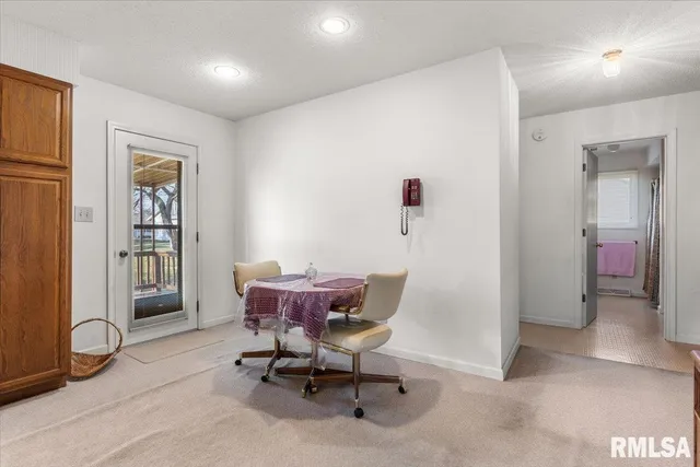 $199,900 | 114 Lippold Street, Farmersville, IL 62533