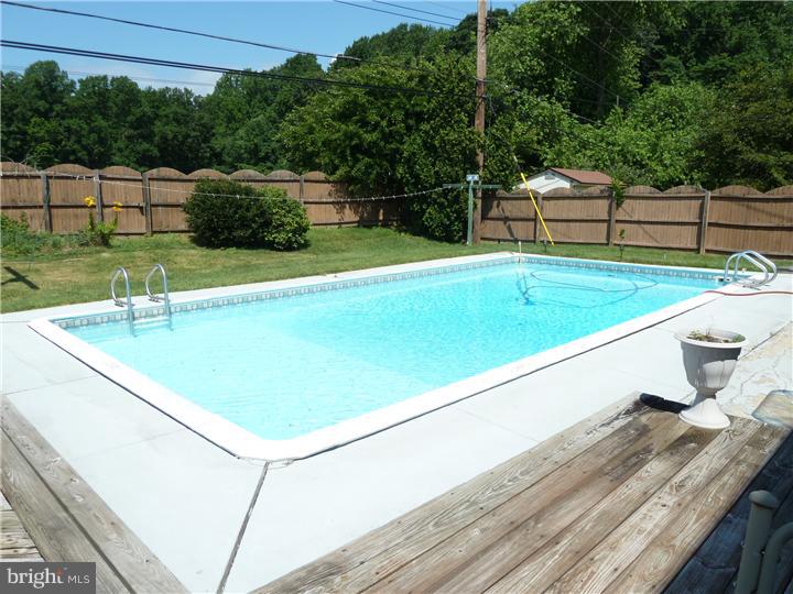 217 Stanford Road Fairless Hills, PA 19030 - Photo 14 of 15 Gallery Image 14