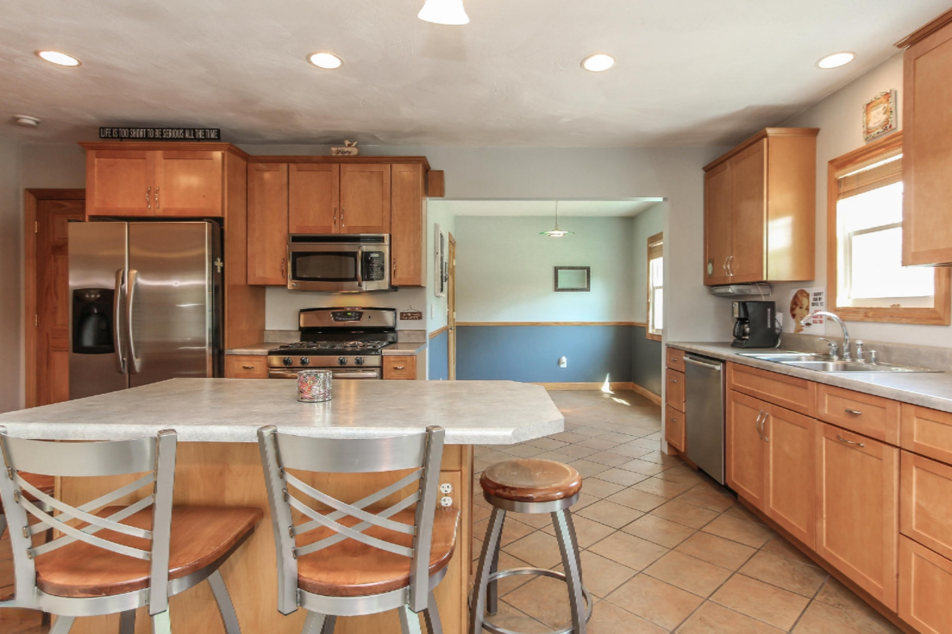811 Port Sheldon Street Jenison, MI 49428 - Photo 12 of 33 013-Kitchen-1645514-medium