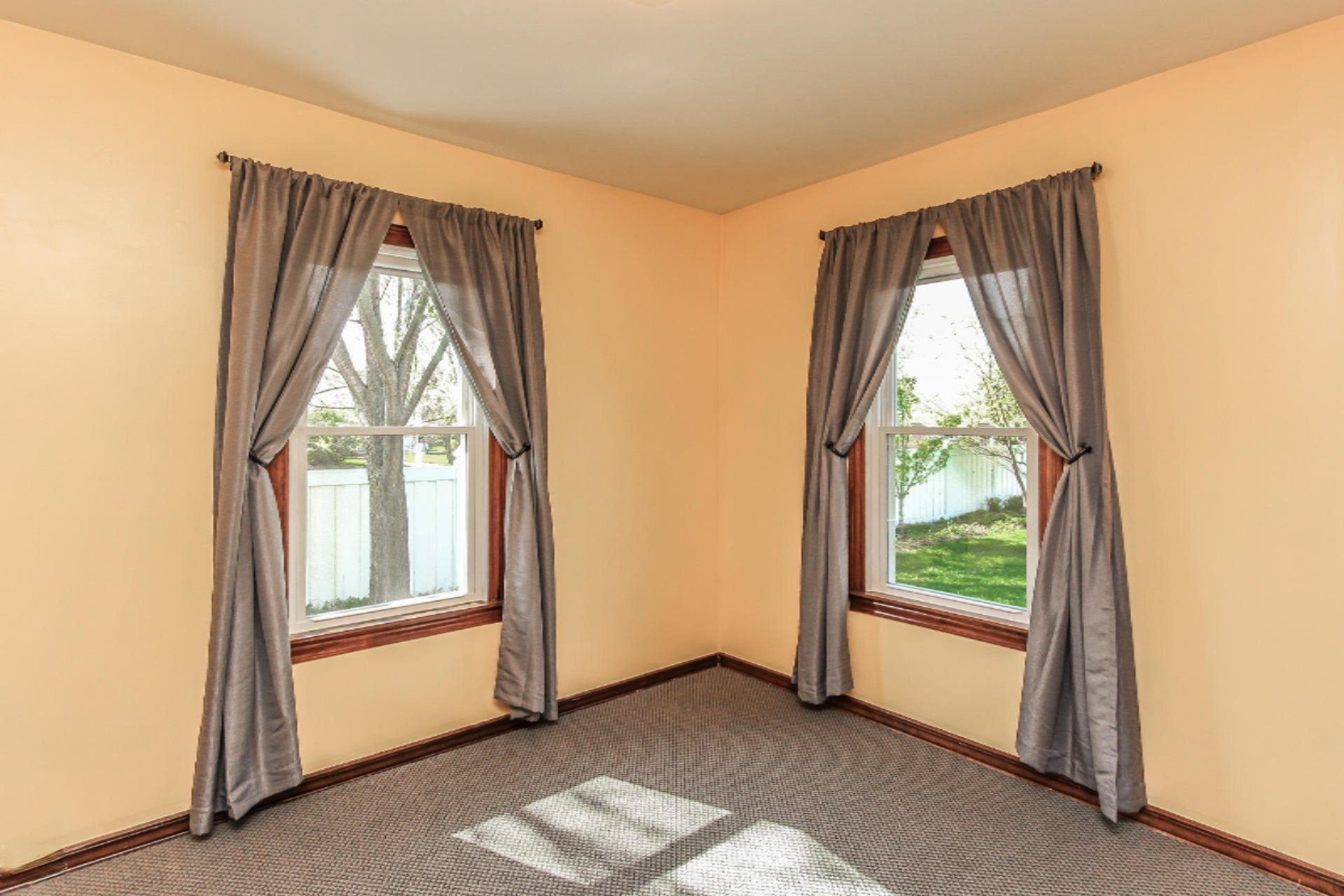 811 Port Sheldon Street Jenison, MI 49428 - Photo 14 of 33 015-Bedroom-1645516-medium