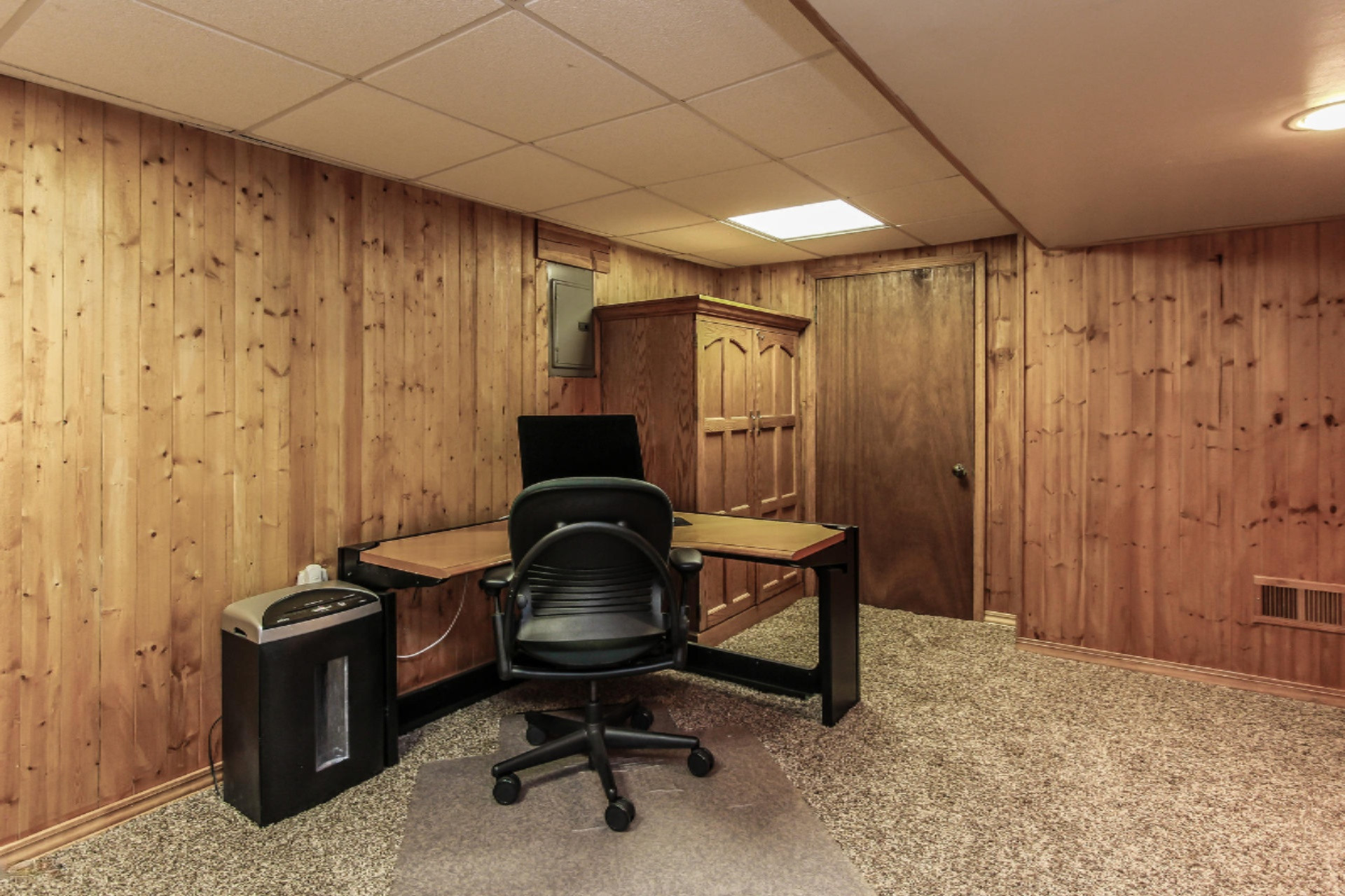 811 Port Sheldon Street Jenison, MI 49428 - Photo 19 of 33 020-Office-1645527-medium