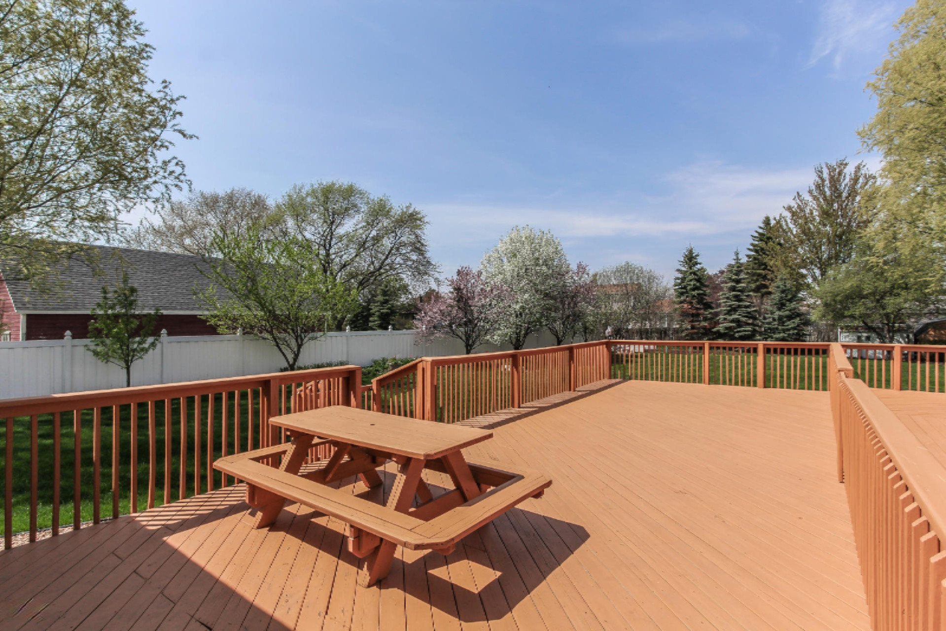 811 Port Sheldon Street Jenison, MI 49428 - Photo 22 of 33 023-Deck-1645490-medium