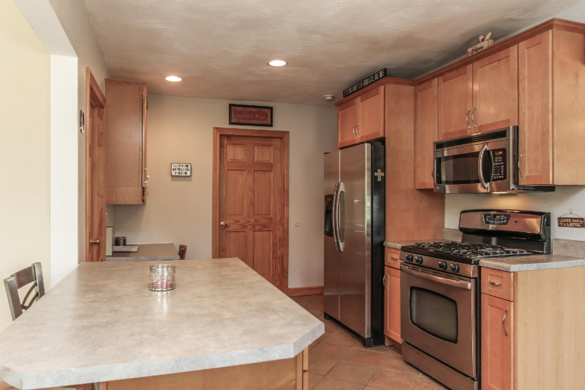 811 Port Sheldon Street Jenison, MI 49428 - Photo 10 of 33 011-Kitchen-1645502-medium