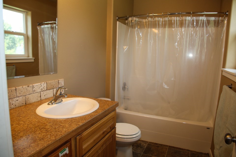 2608 North Park Road Spokane Valley, WA 99212 - Photo 6 of 29 Gallery Image 6