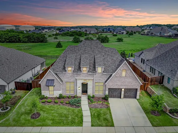 $835,000 | 11424 Antler Rdg Way, Argyle, TX 76226