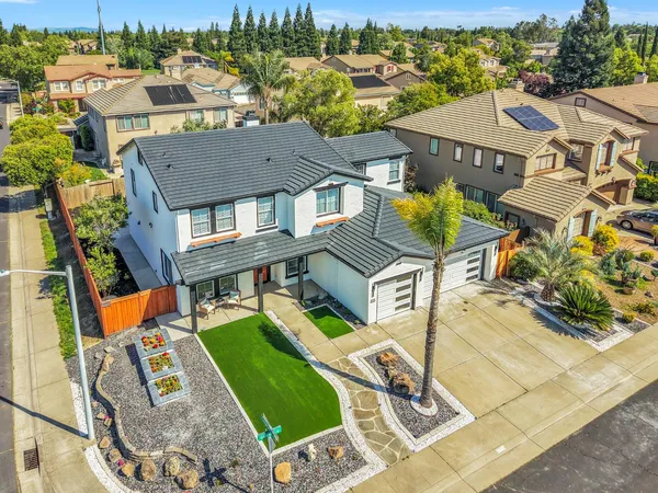$849,888 | 1664 Goldstar Street, Roseville, CA 95747