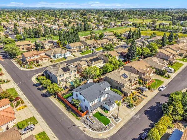 $849,888 | 1664 Goldstar Street, Roseville, CA 95747