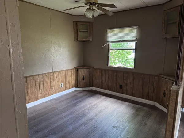 $950 | 854 Queenswood, Montgomery, TX 77316