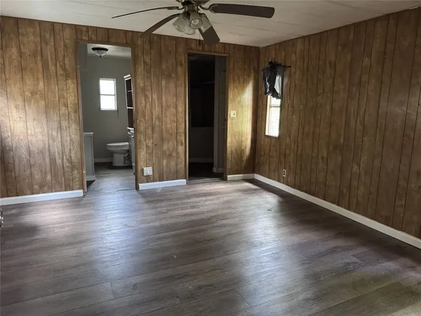 $950 | 854 Queenswood, Montgomery, TX 77316