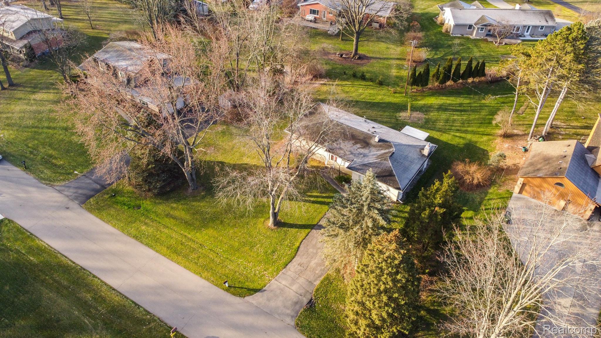 1315 Gettysburg Court Rochester, MI 48306 - Photo 48 of 56 Gallery Image 48