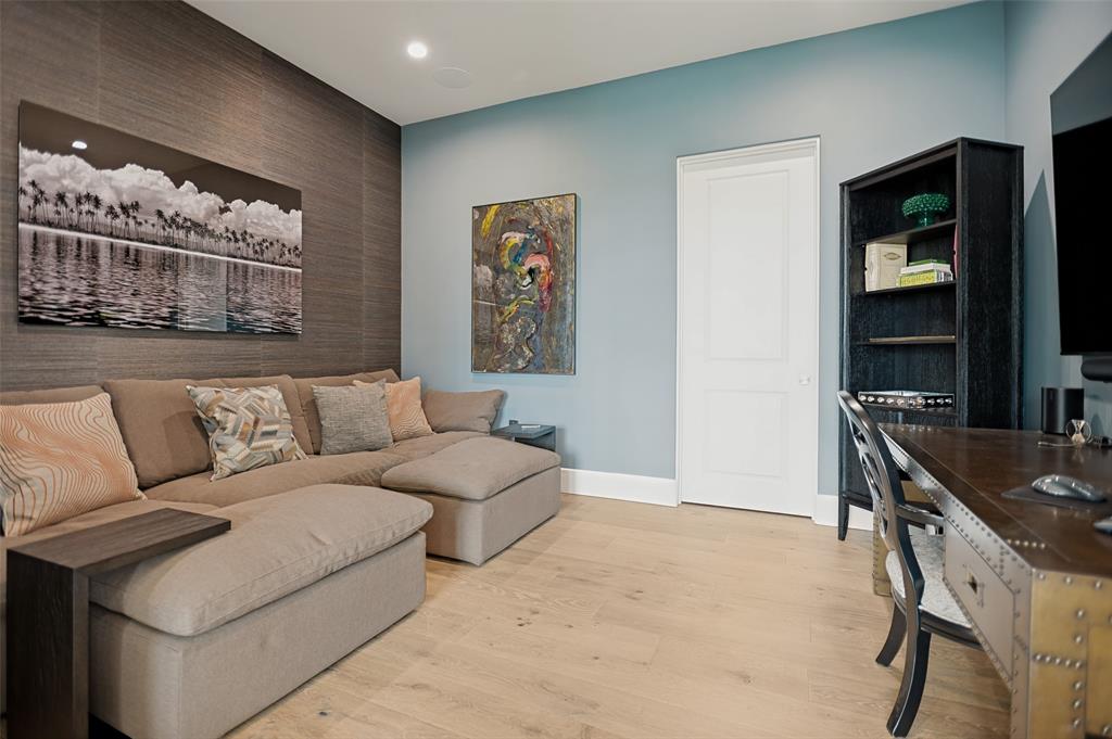 320 North O Connor Ridge Boulevard, Unit 21 Irving, TX 75038 - Photo 21 of 35