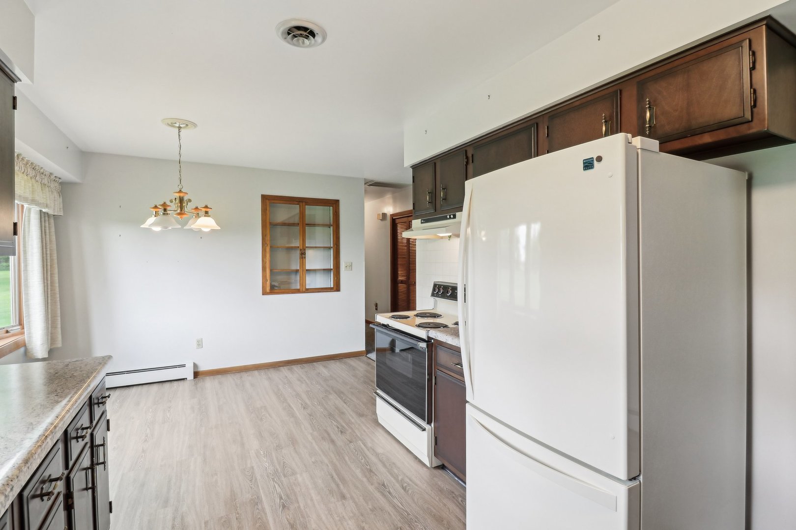 3405 Chukar Road Woodstock, IL 60098 - Photo 13 of 55 Gallery Image 13
