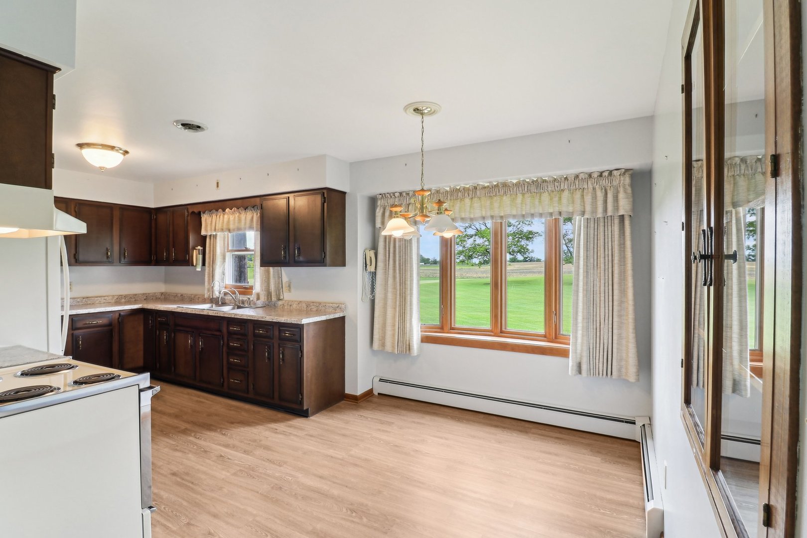 3405 Chukar Road Woodstock, IL 60098 - Photo 9 of 55 Gallery Image 9