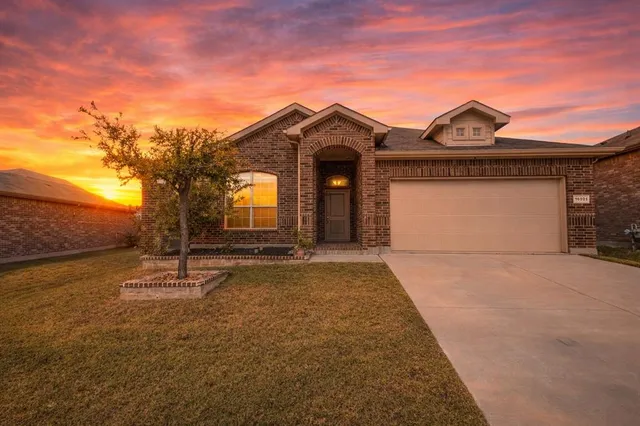 $349,000 | 16021 Tottenhall Pass, Fort Worth, TX 76247