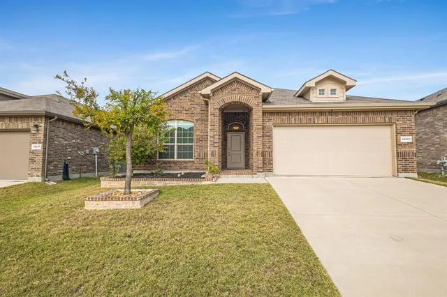 $349,000 | 16021 Tottenhall Pass, Fort Worth, TX 76247