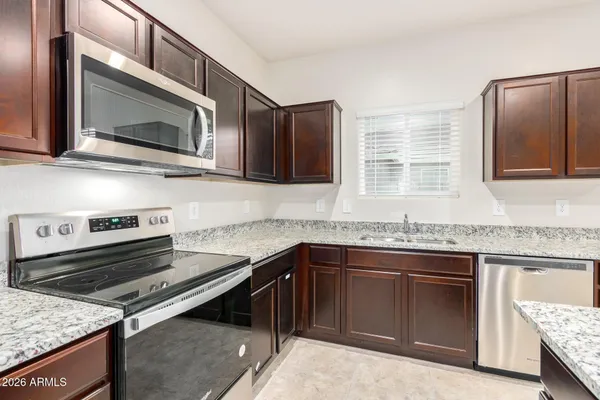 $1,950 | 1810 West Pinkley Avenue, Coolidge, AZ 85128